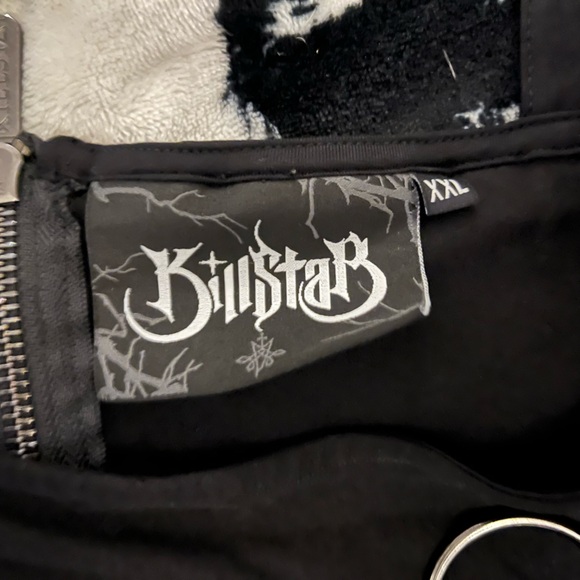 Top - Picture 3 of 3